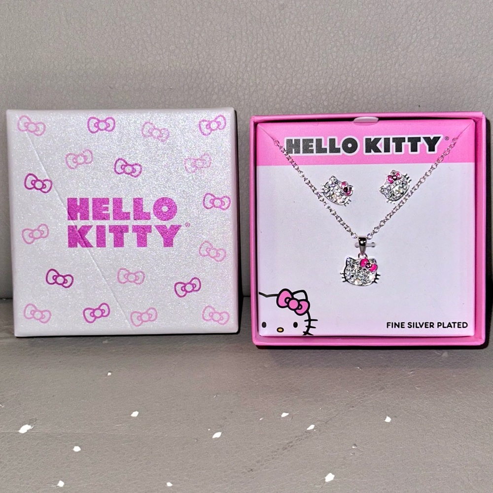 Sanrio Hello Kitty Matching Necklace and Earrings Glitter Rhinestone Jewelry